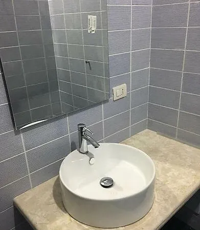 Alabe - Waterfront In Bosa Apartament Porto Alabe