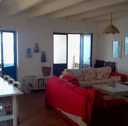 Villa Alabe - Waterfront Apartments In Bosa Porto Alabe Apartment