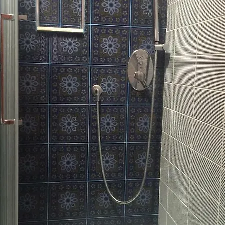 Apartment Villa Alabe - Waterfront Apartments In Bosa Porto Alabe